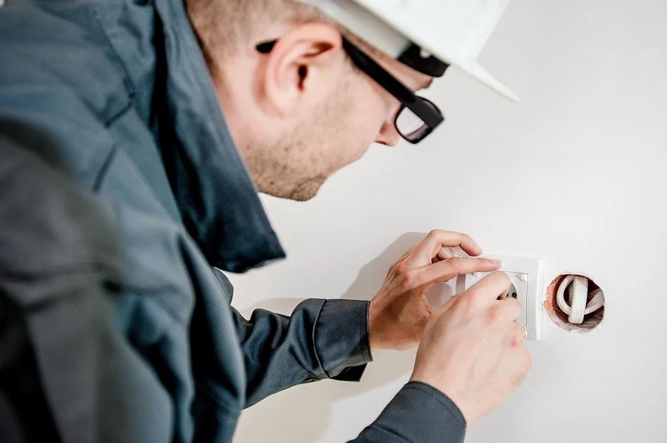 Mehr über den Artikel erfahren Vorteile eines Hausmeisterservice