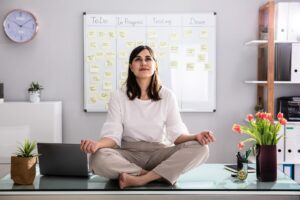 Read more about the article Stressmanagement: Techniken und Therapien zur Entspannung